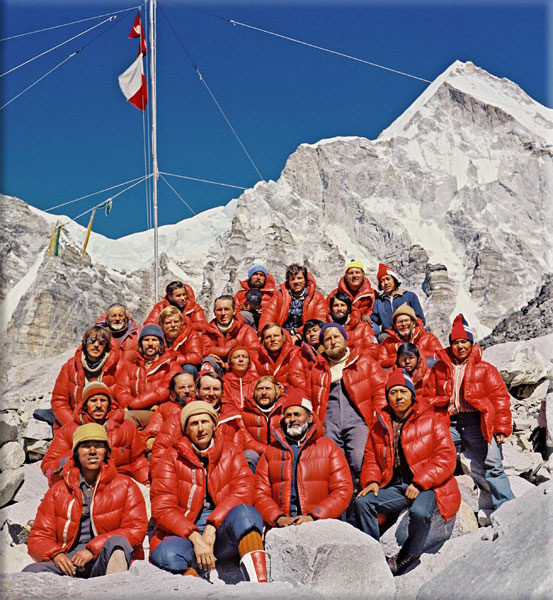 Krzysztof Wielicki and Leszek Cichy made the first winter ascent of Mount Everest (Picture of the team - The expedition was led by Polish climbing legend Andrzej Zawada, the driving force behind the idea of winter 8000-meter climbing) Photo by Bogdan Jankowski