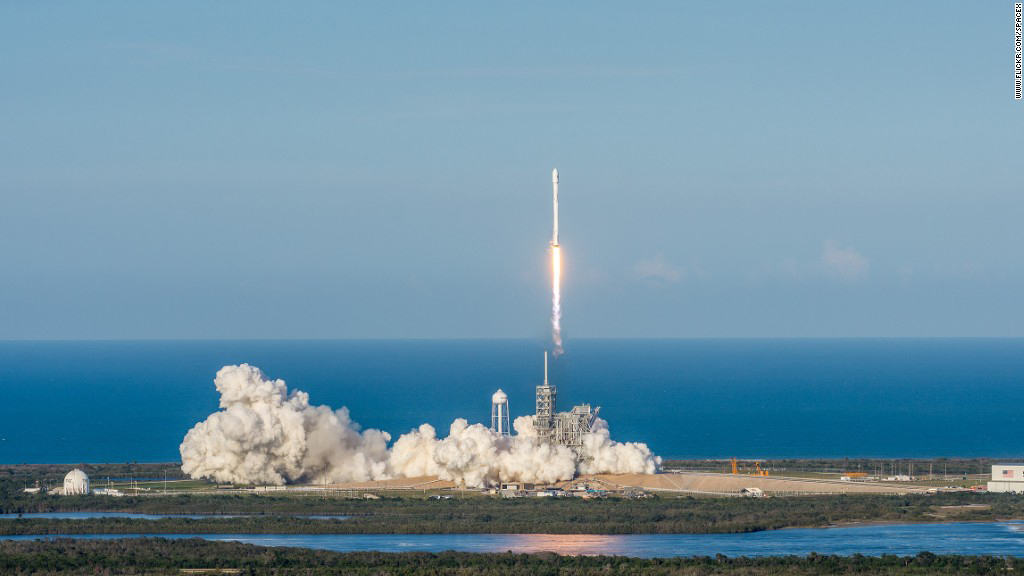 SpaceX conducts the world’s first reflight of an orbital class rocket