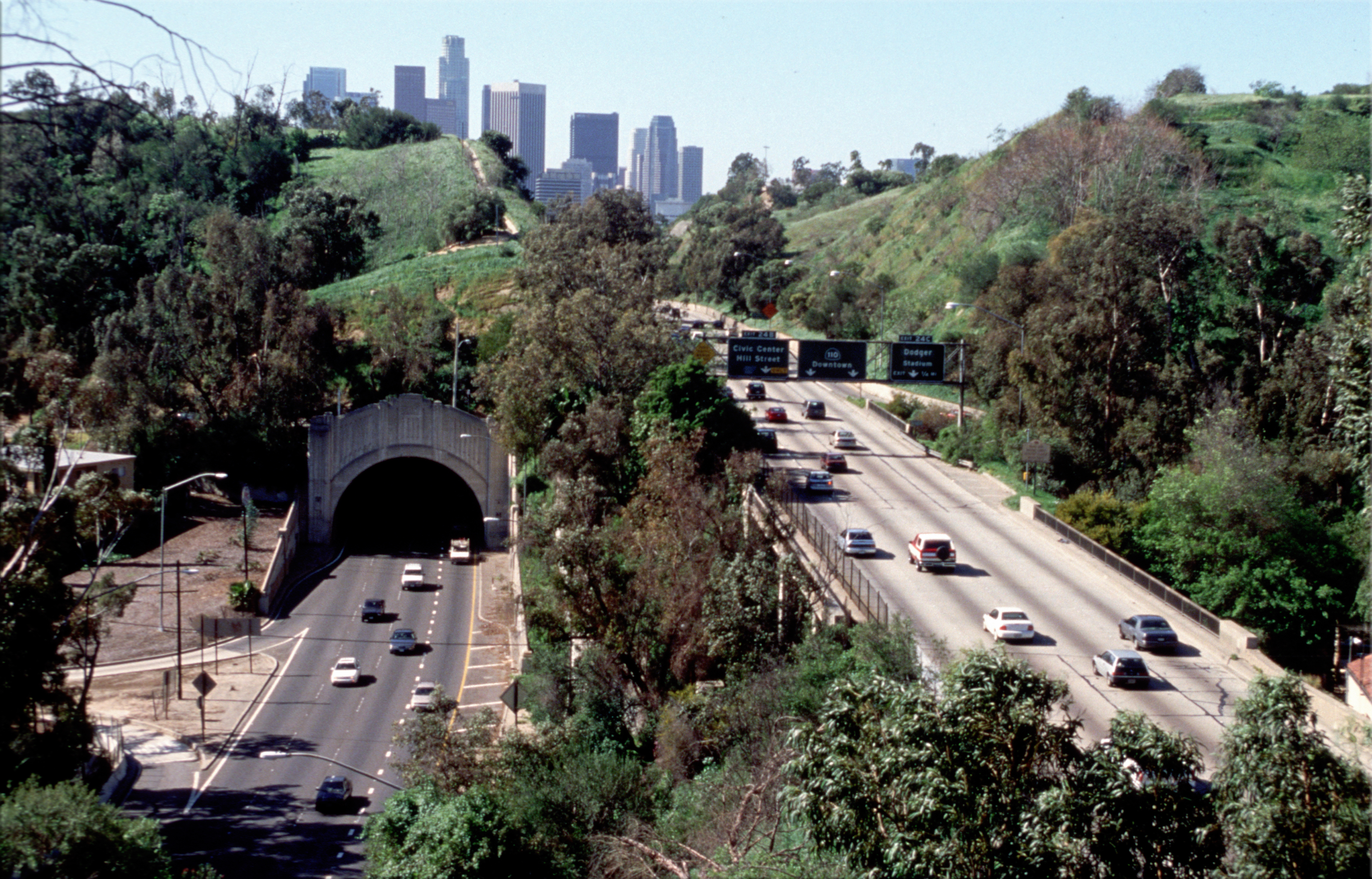 California opens its first freeway, the Arroyo Seco Parkway