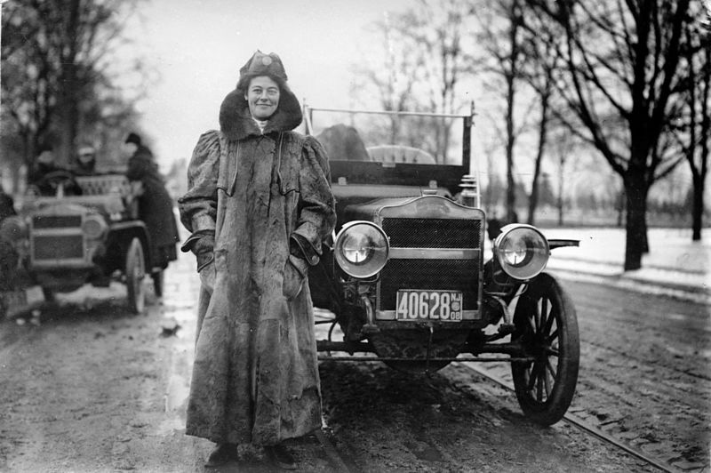 Alice Huyler Ramsey and three friends become the first women to complete a transcontinental auto trip, taking 59 days to travel from New York City to San Francisco