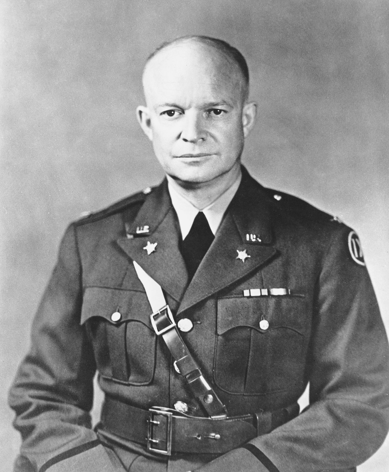 United States General Dwight D. Eisenhower becomes supreme commander of NATO-Europe