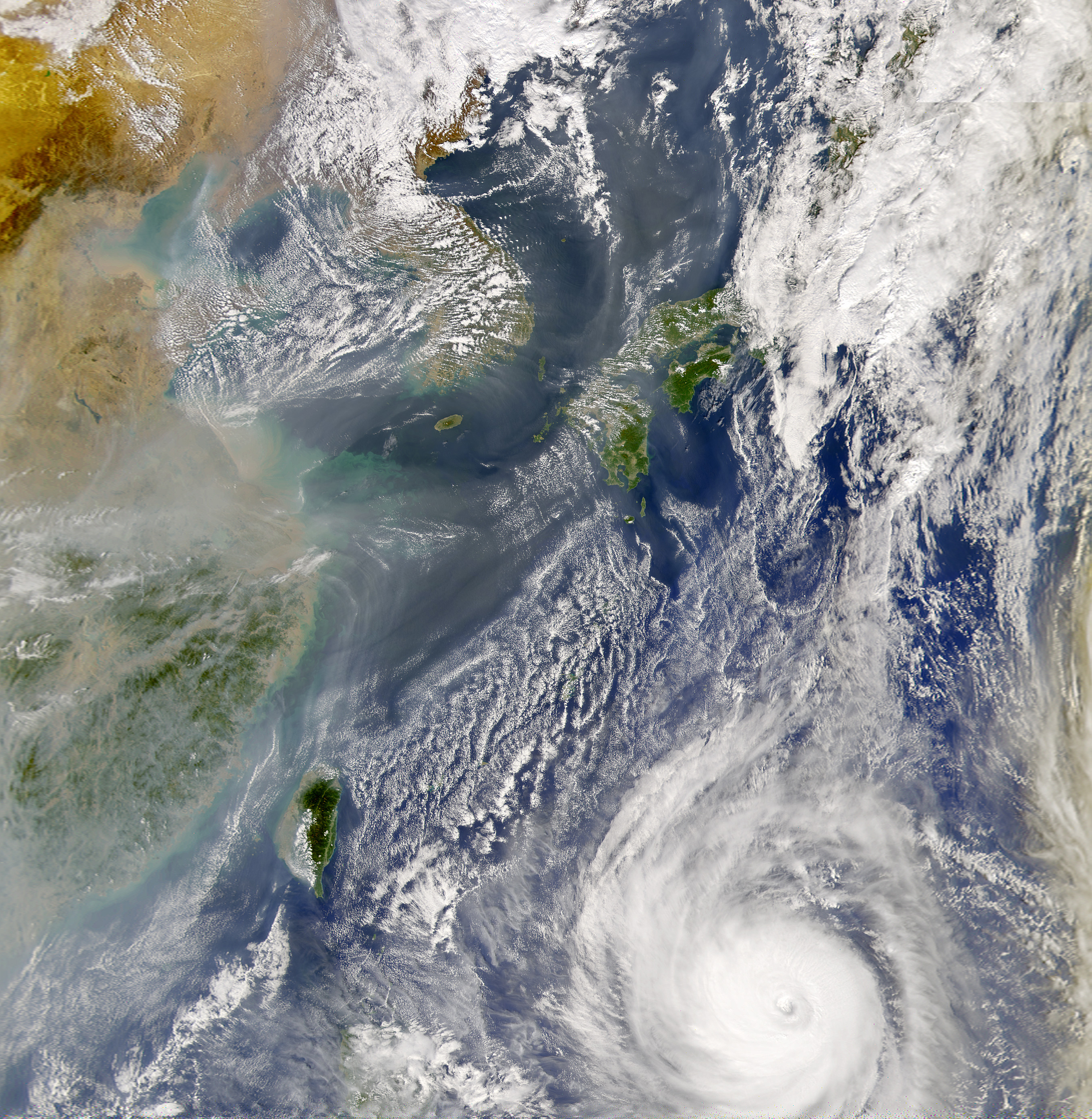 Typhoon Ketsana hits the Philippines, China, Vietnam, Cambodia, Laos and Thailand, causing 700 fatalities.