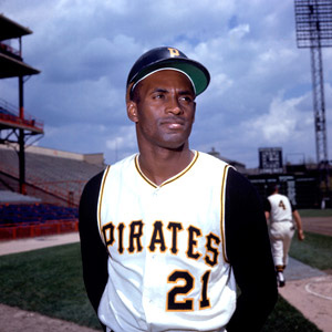 Roberto Clemente records the 3,000th and final hit of his career