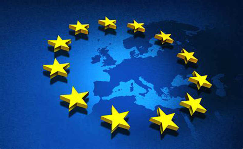 The Maastricht Treaty takes effect, formally establishing the European Union.