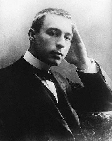 Sergei Rachmaninoff makes the debut performance of his Piano Concerto No. 3, considered to be one of the most technically challenging piano concertos in the standard classical repertoire